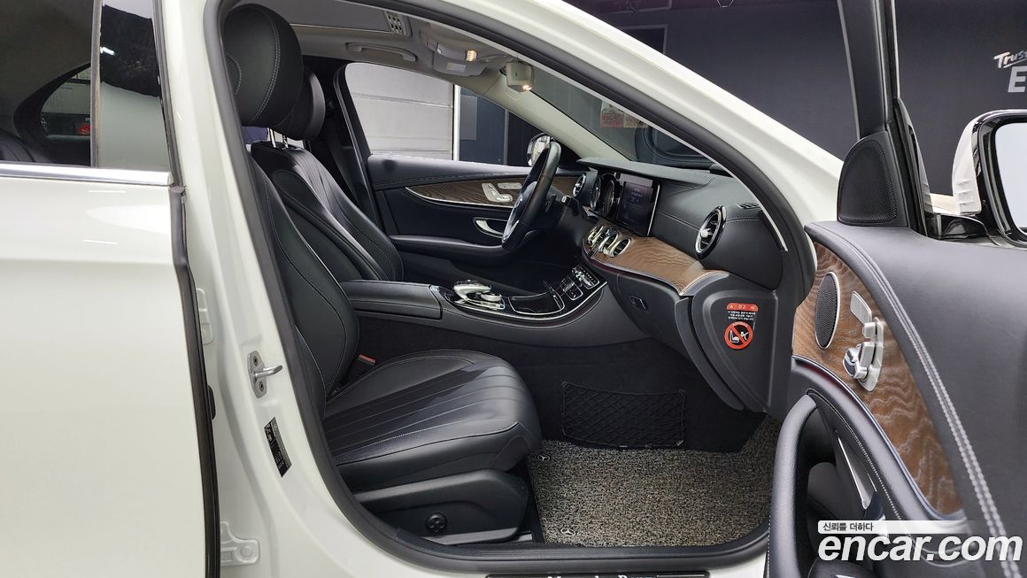 Mercedes-Benz E-Class 2019