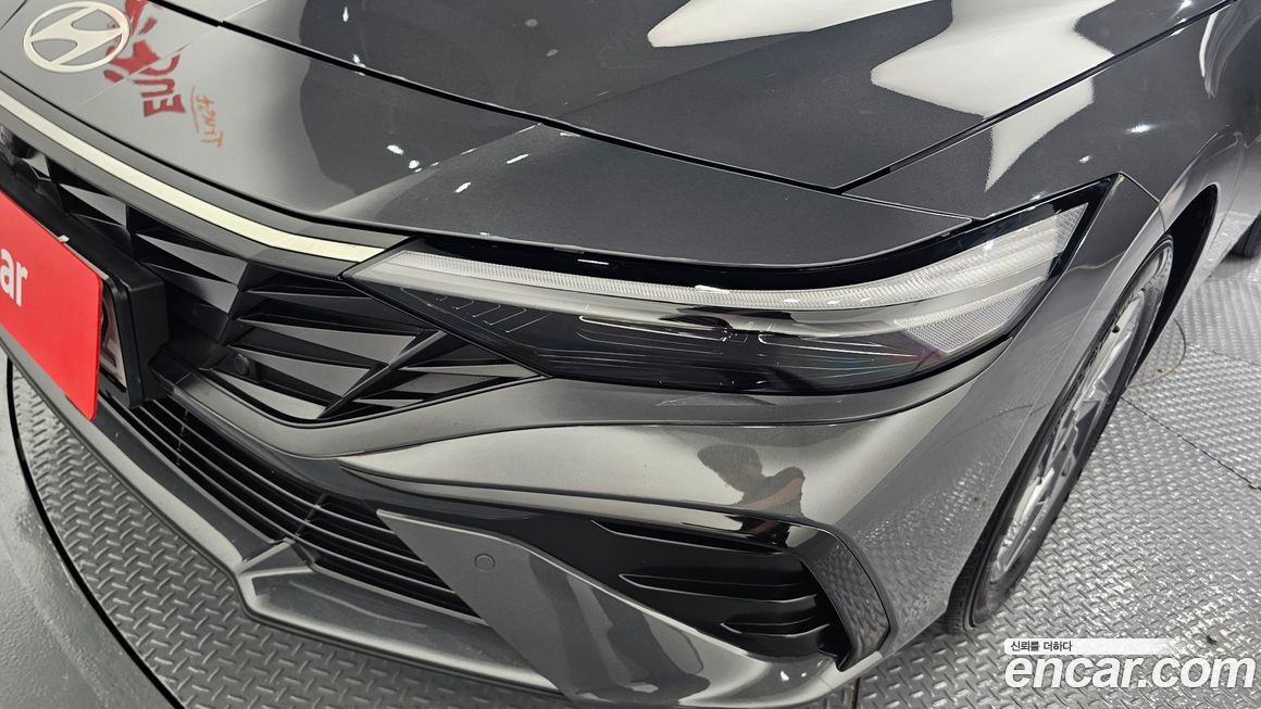 Hyundai AVANTE 2024