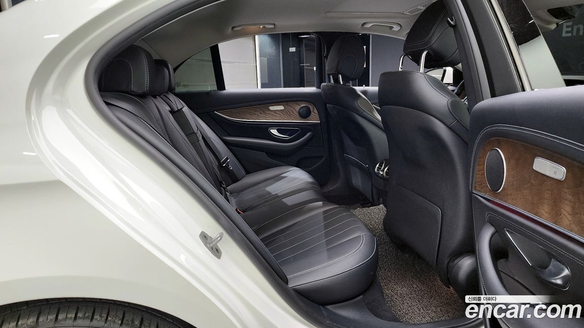 Mercedes-Benz E-Class 2019