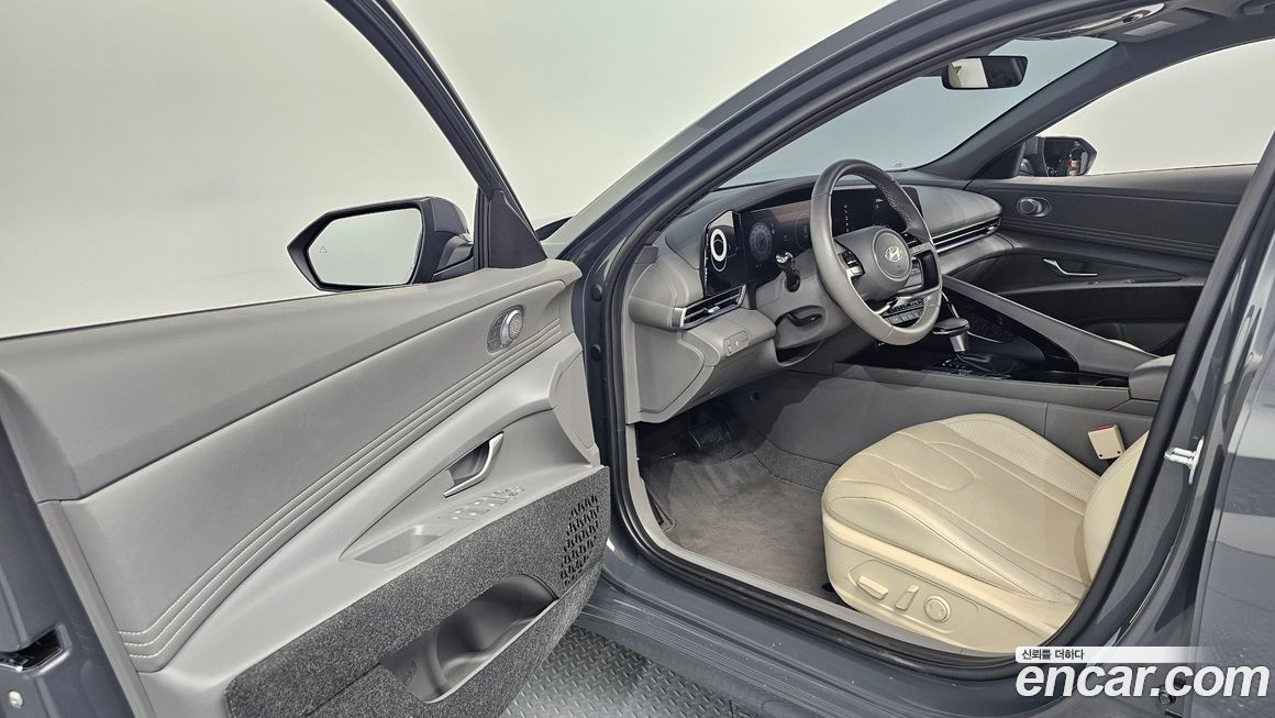 Hyundai AVANTE 2024