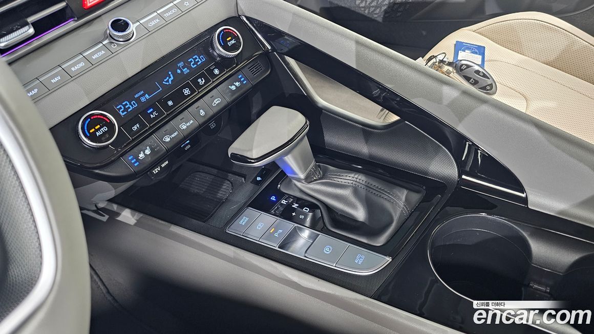 Hyundai AVANTE 2024