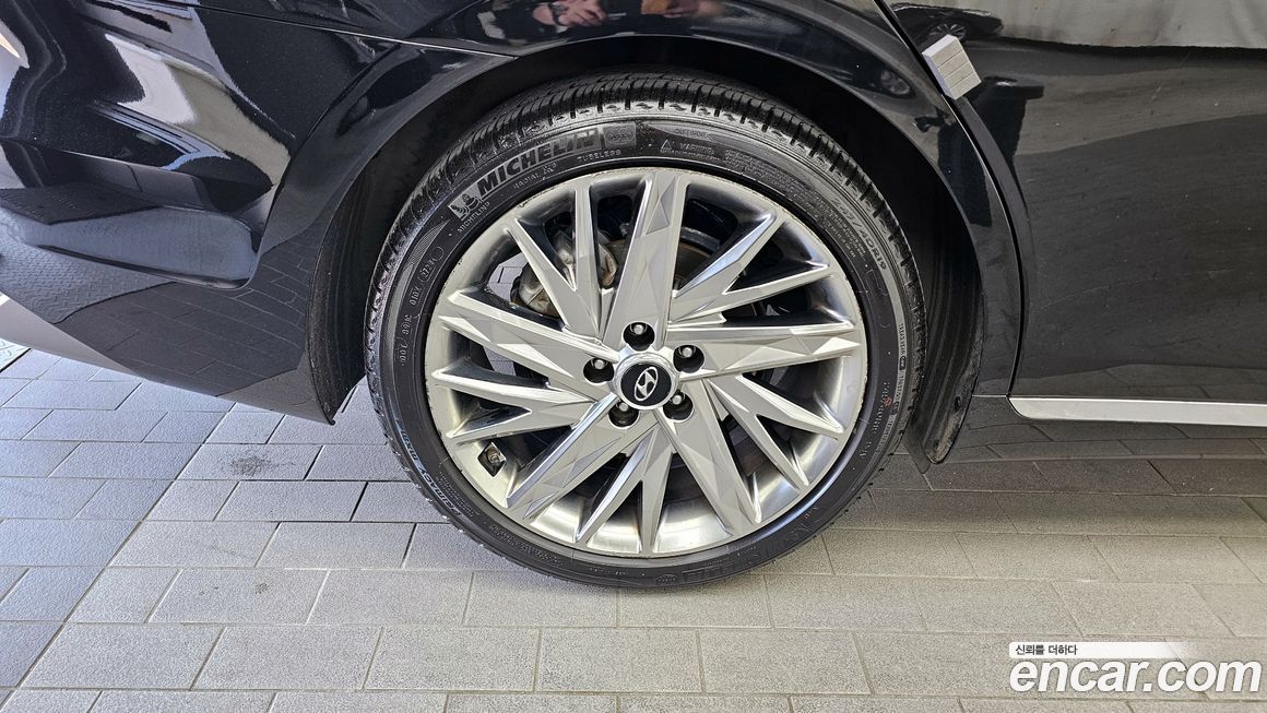 Hyundai Grandeur 2021