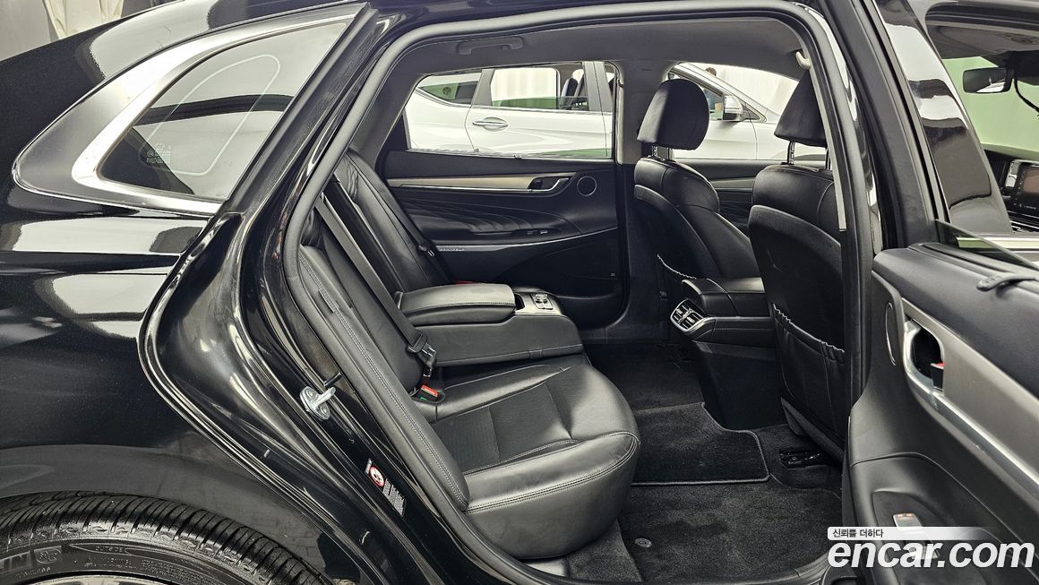 Hyundai Grandeur 2021