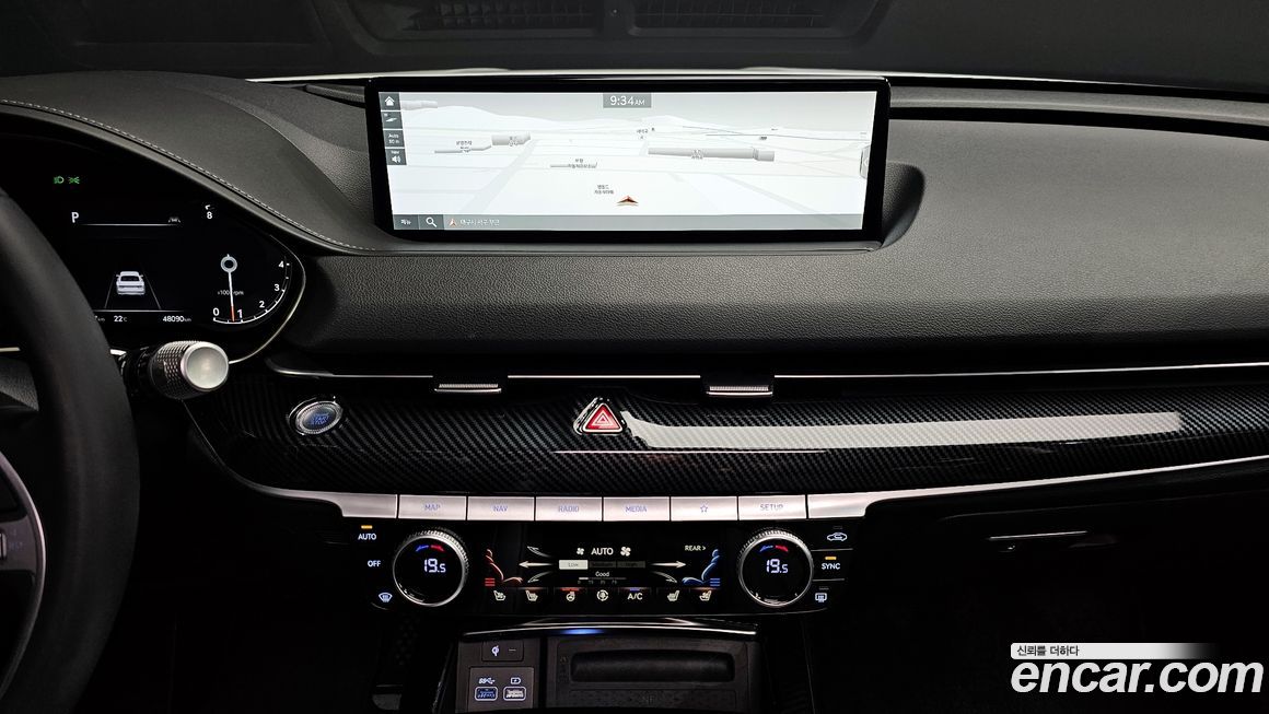 Genesis G80 2021