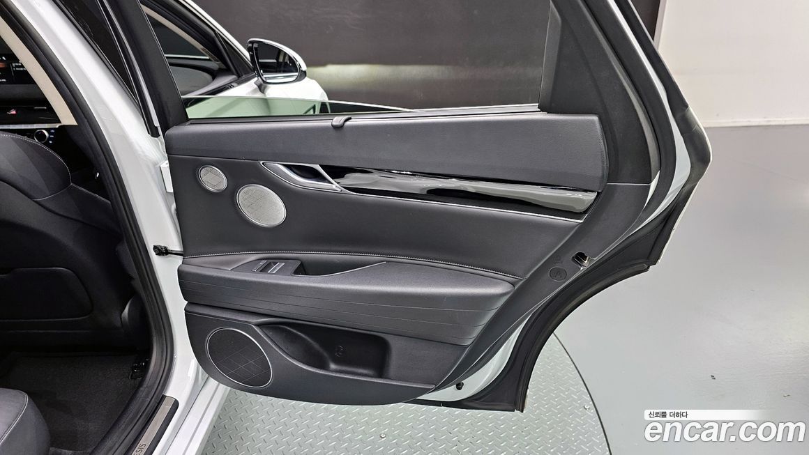 Genesis G80 2021