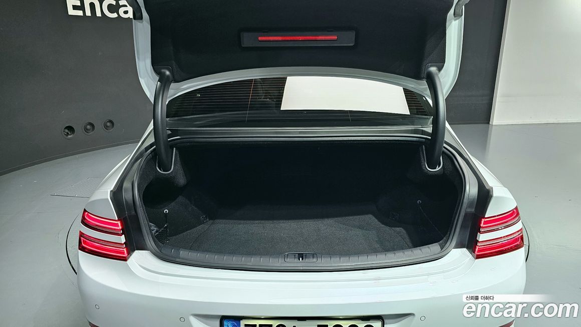 Genesis G80 2021