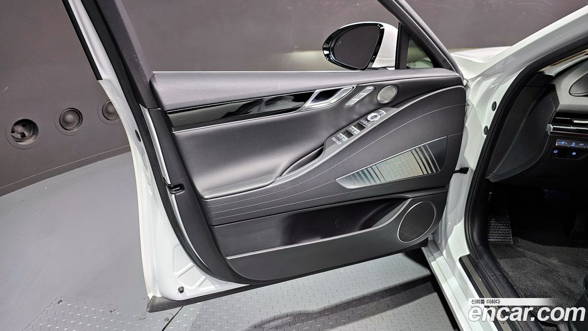 Genesis G80 2021