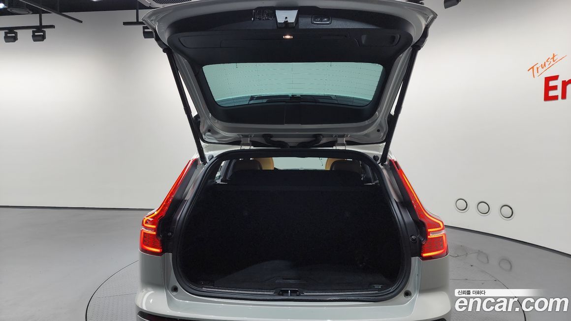 Volvo V60 2021