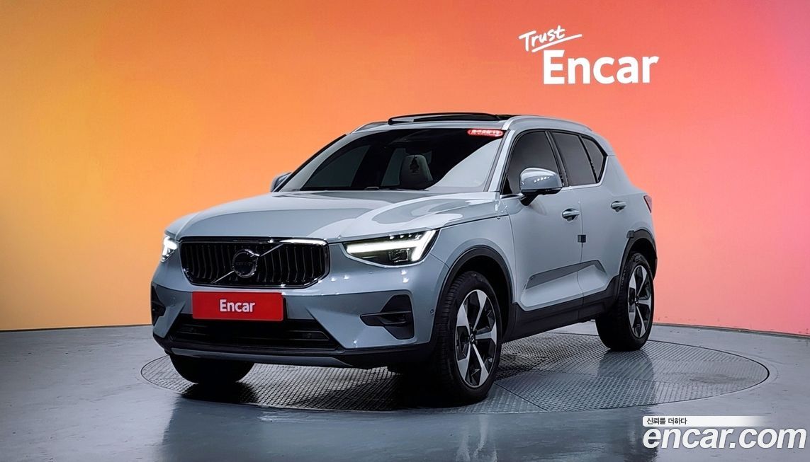 Volvo XC40 2024