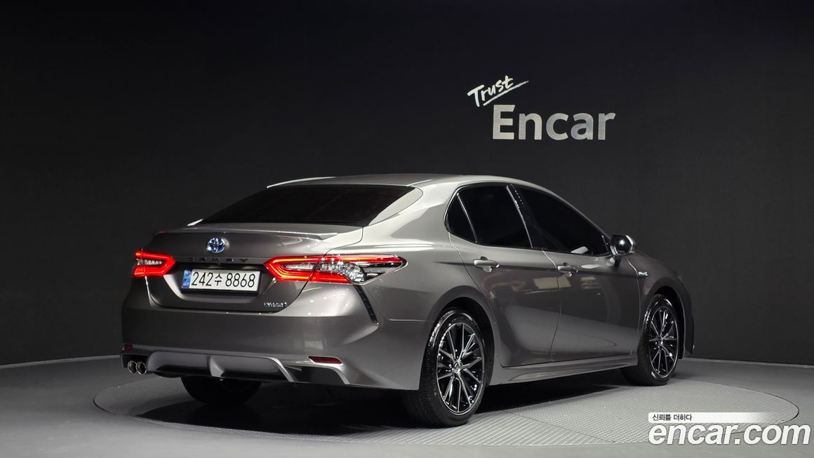 Toyota Camry 2024