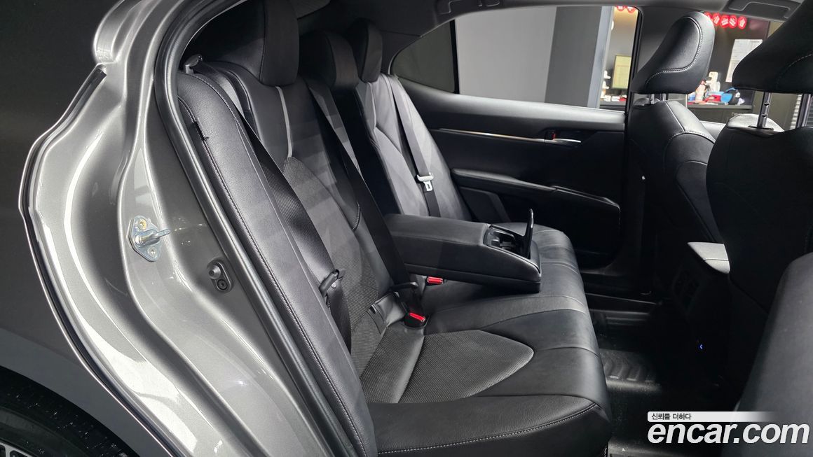 Toyota Camry 2024