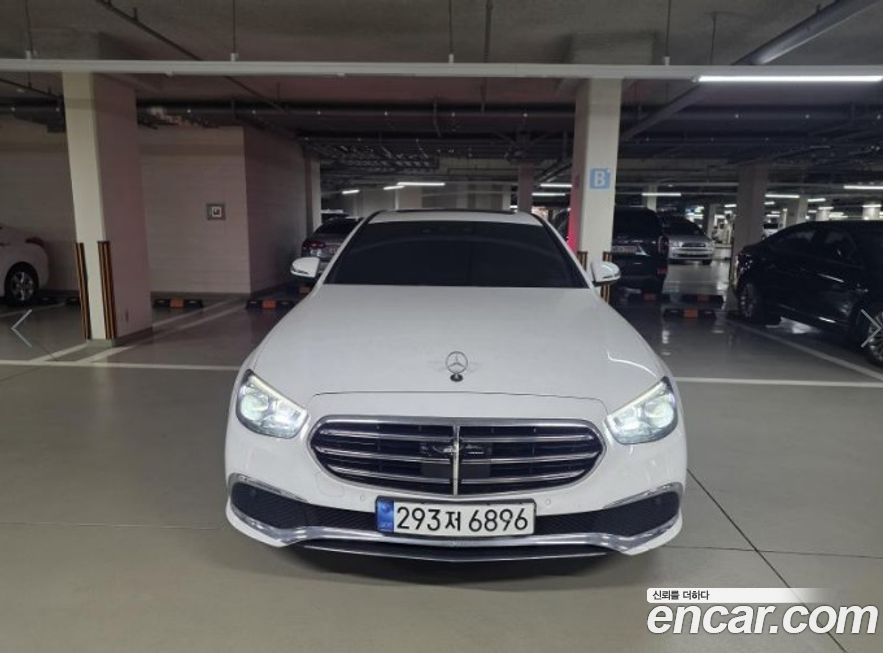 Mercedes-Benz E-Class 2021