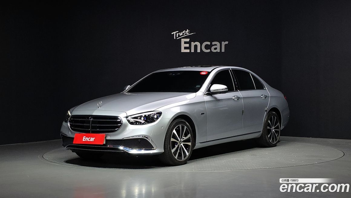 Mercedes-Benz E-Class 2021