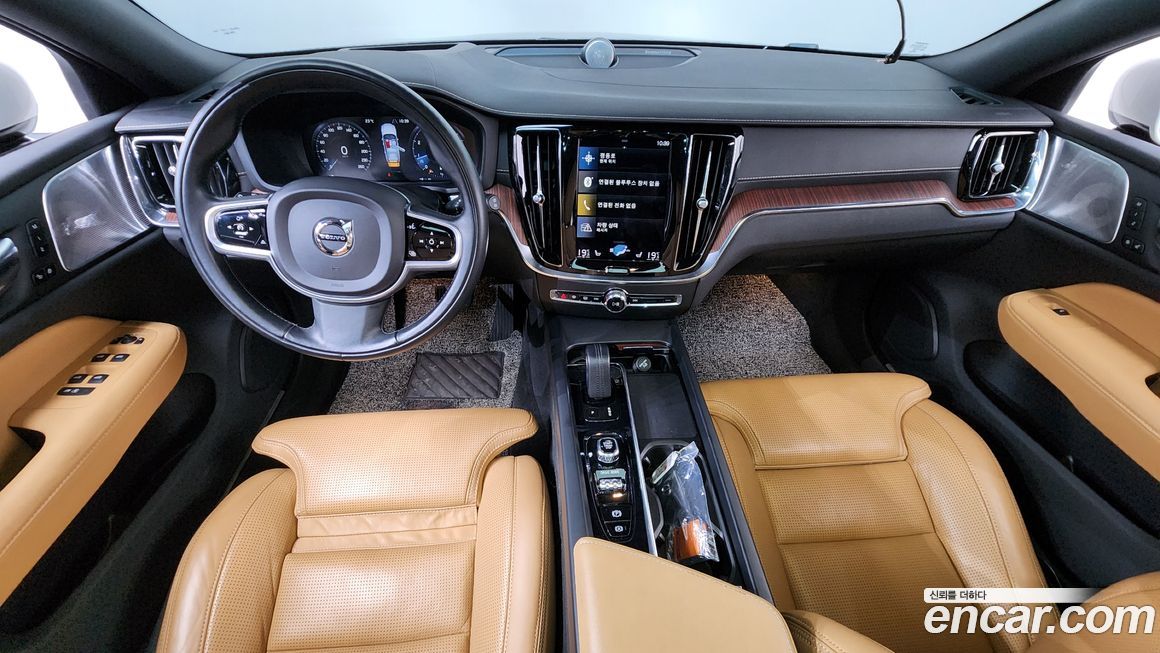 Volvo V60 2021