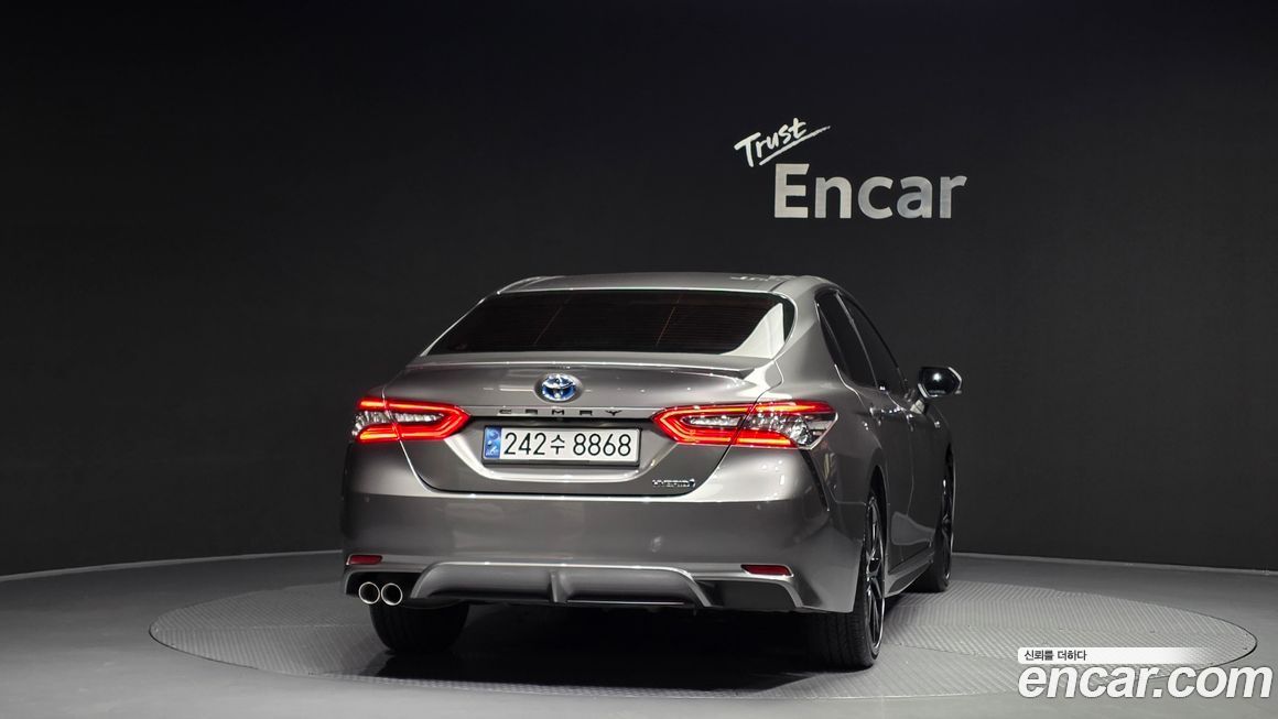 Toyota Camry 2024
