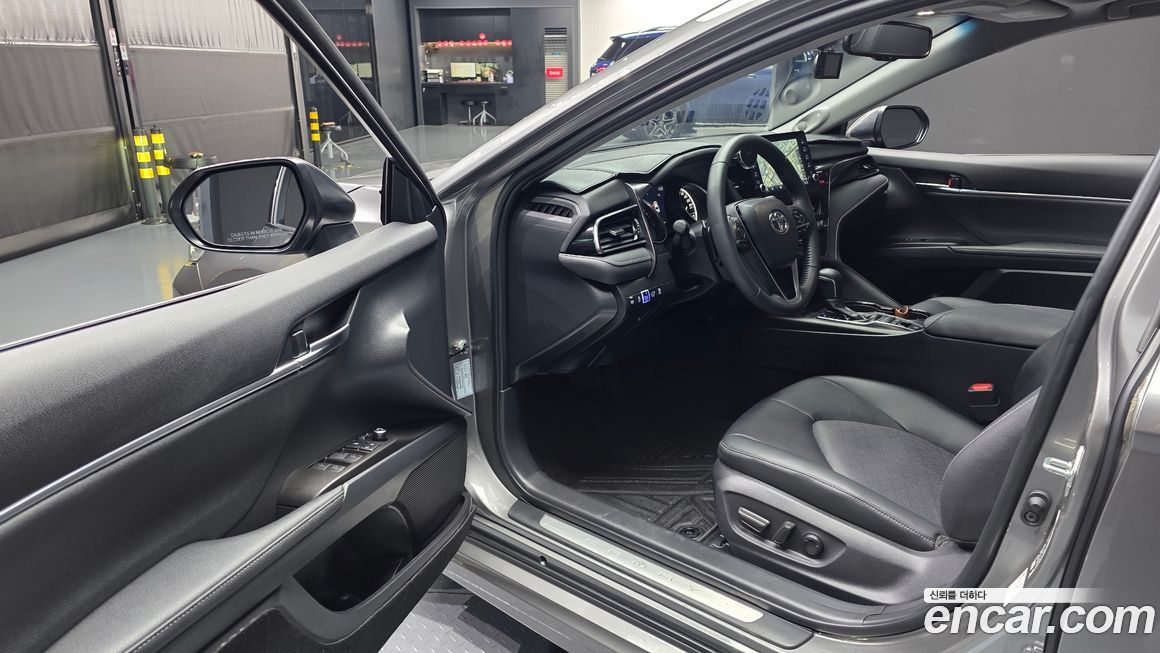 Toyota Camry 2024