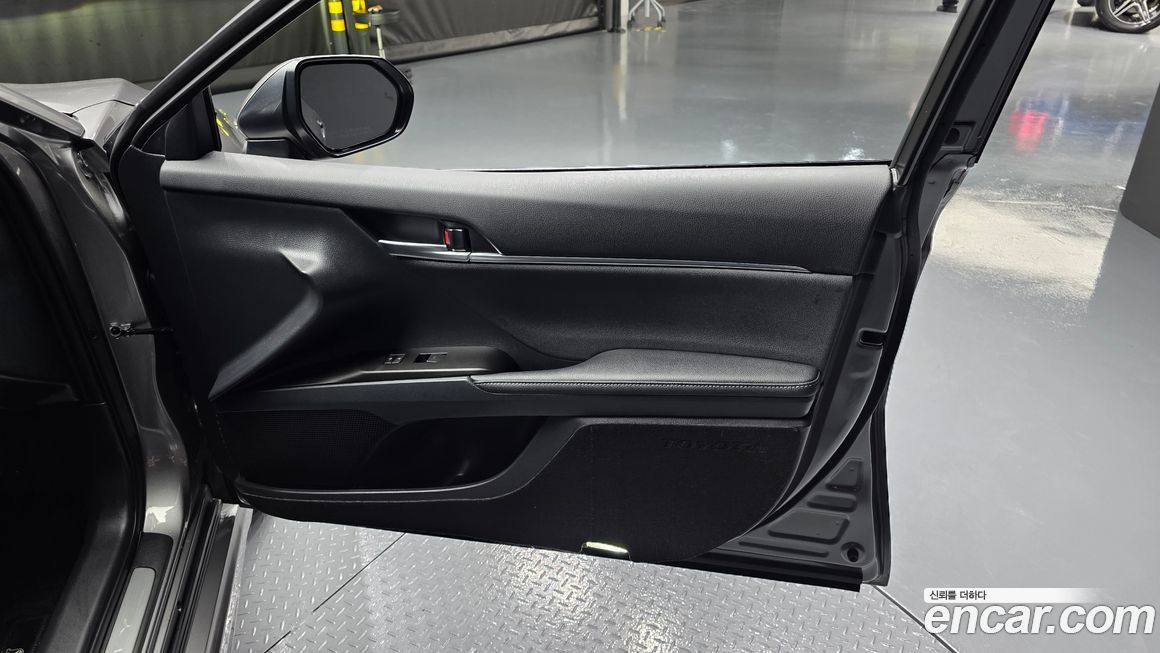 Toyota Camry 2024