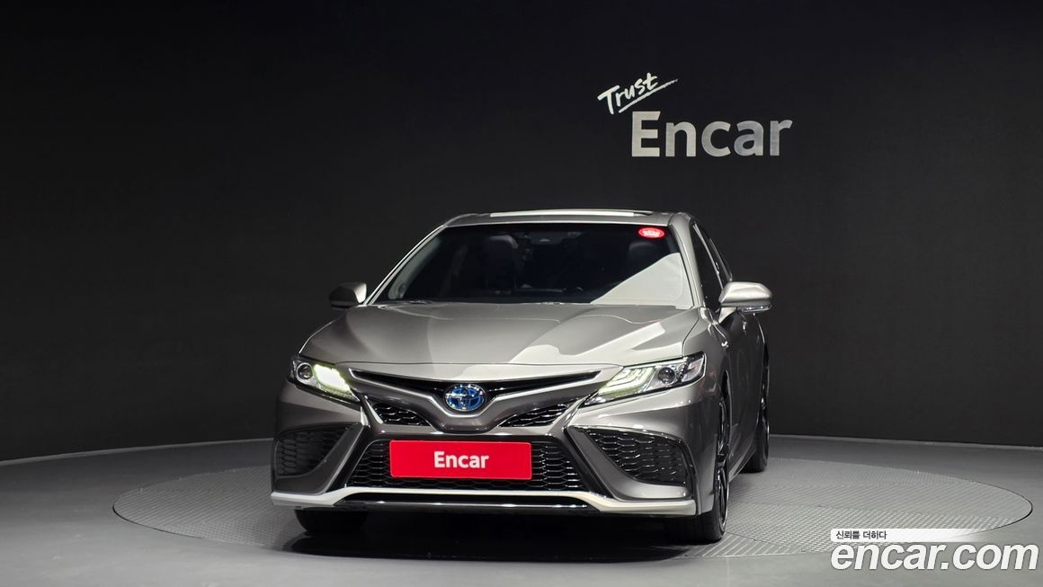 Toyota Camry 2024