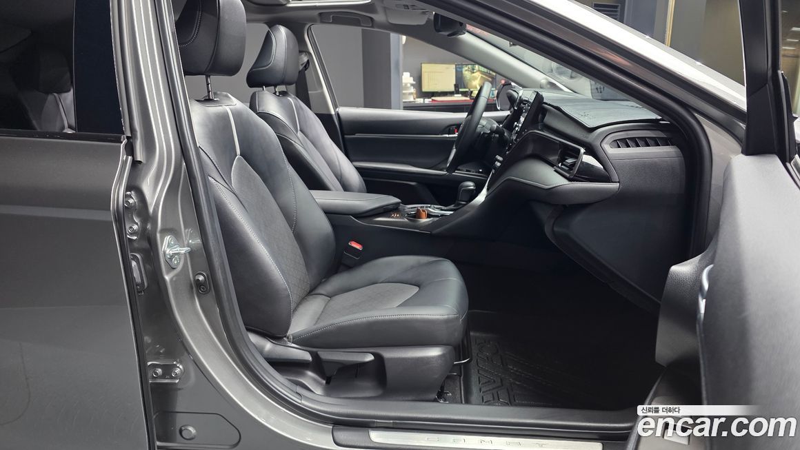 Toyota Camry 2024
