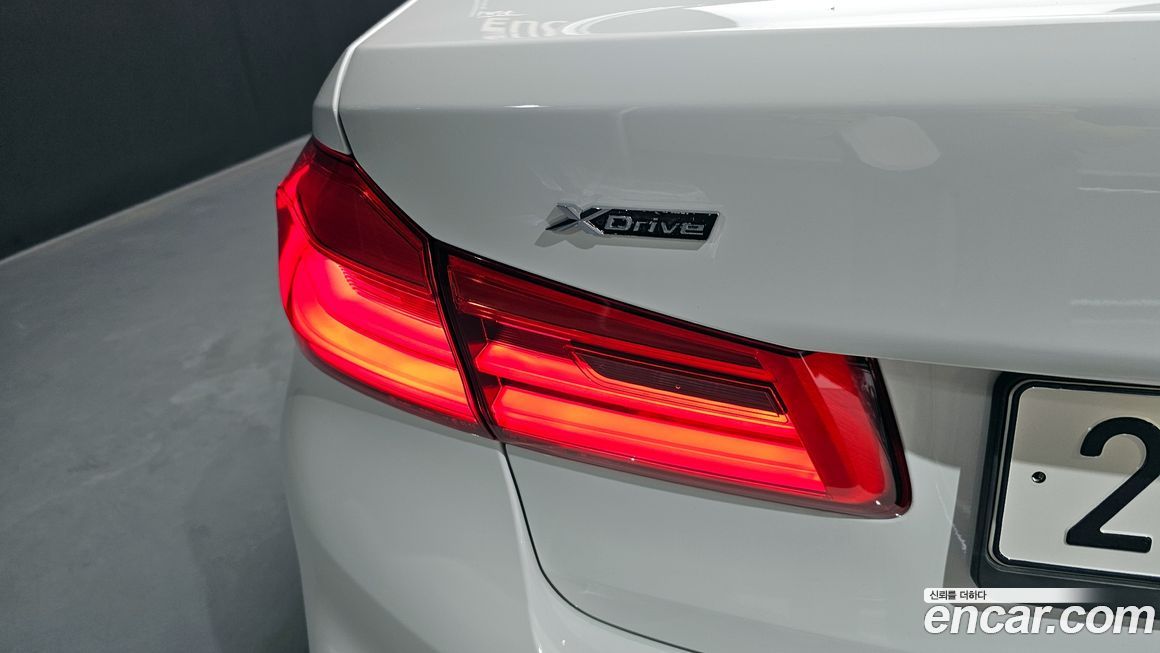 BMW 5-Series 2020
