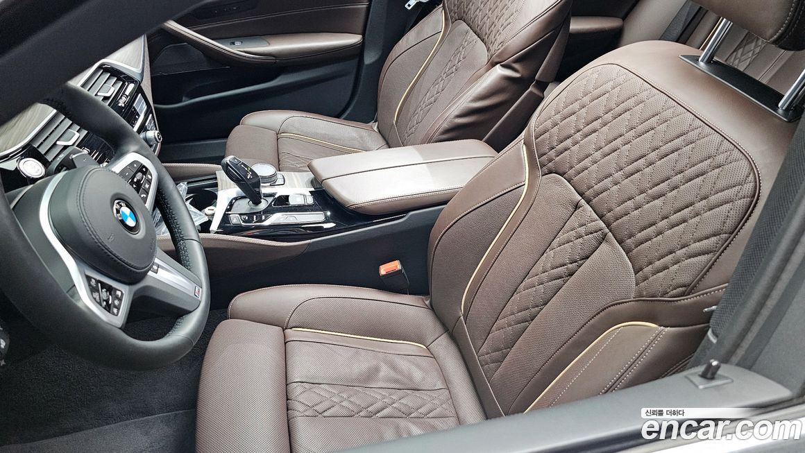 BMW 5-Series 2020