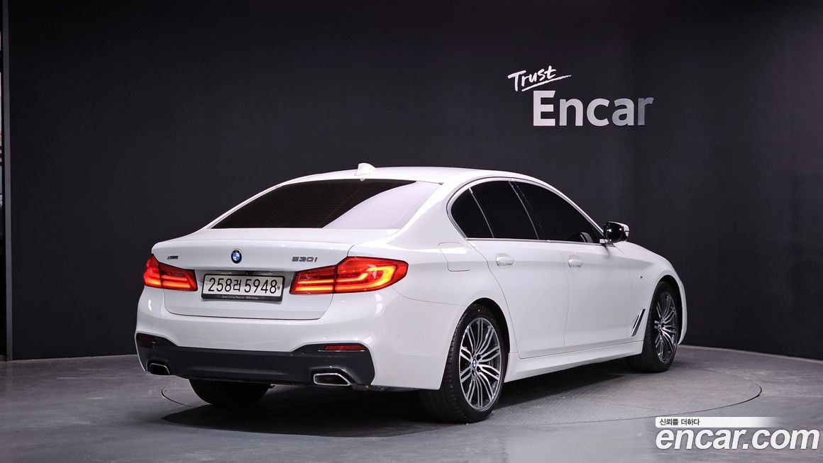 BMW 5-Series 2020