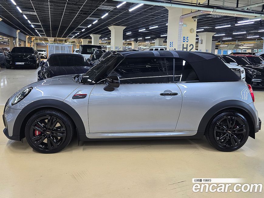 Mini Cooper Convertible 2024