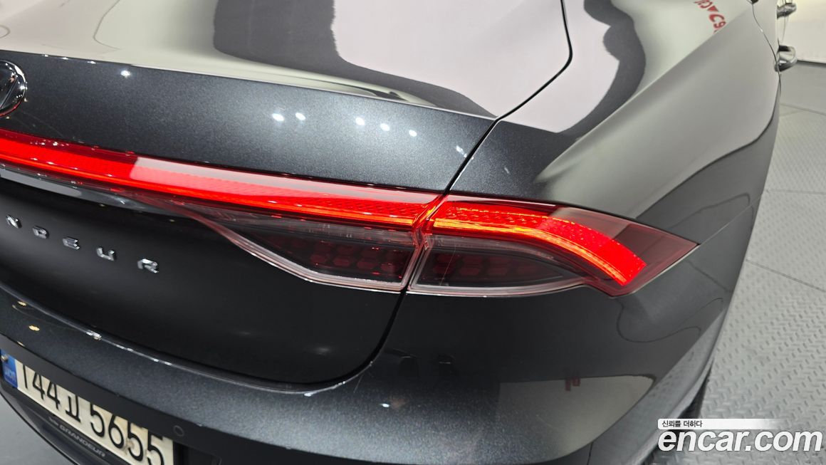 Hyundai Grandeur 2021