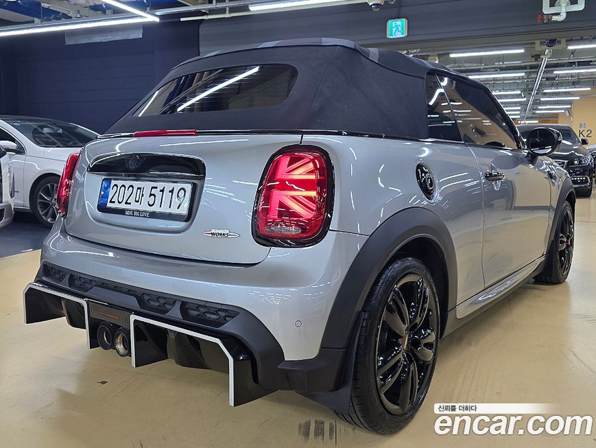 Mini Cooper Convertible 2024