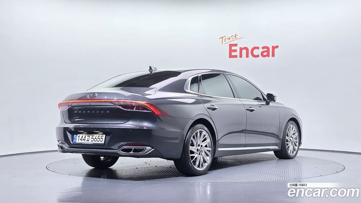 Hyundai Grandeur 2021