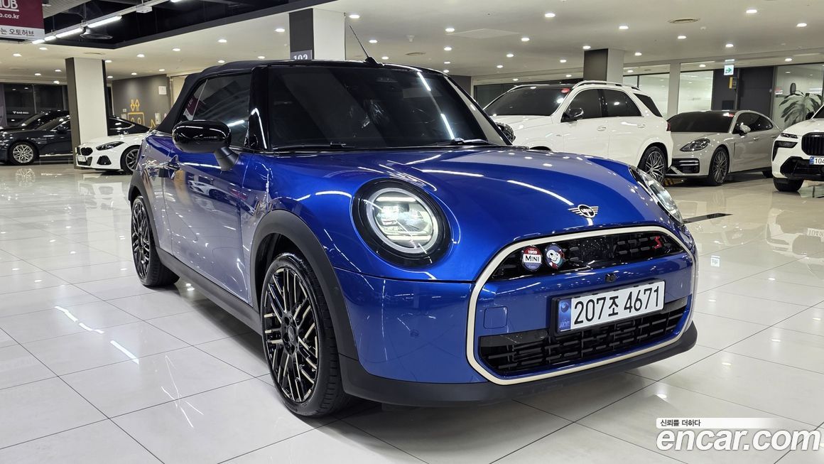 Mini Cooper Convertible 2025
