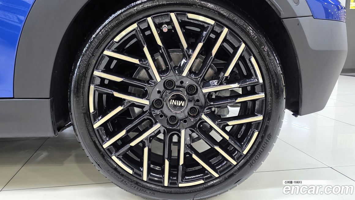 Mini Cooper Convertible 2025