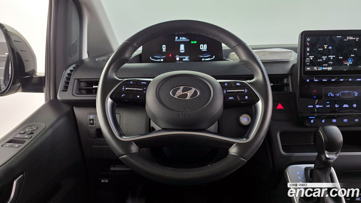 Hyundai Staria 2022