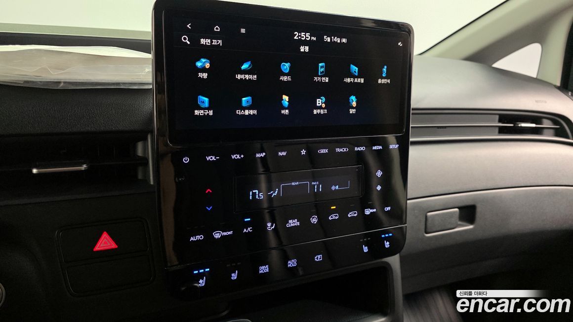 Hyundai Staria 2022