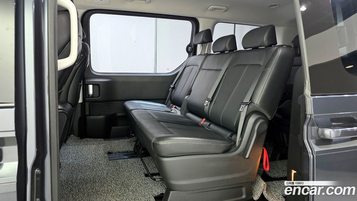 Hyundai Staria 2022