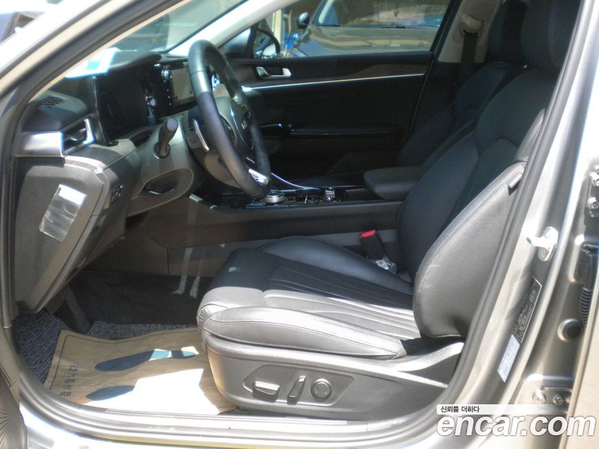 Kia K5 2023
