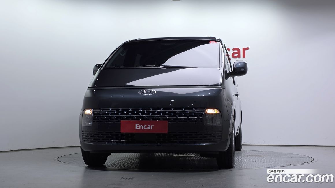 Hyundai Staria 2022