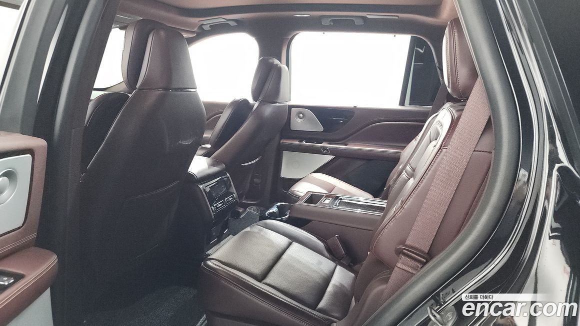 Lincoln Aviator 2021