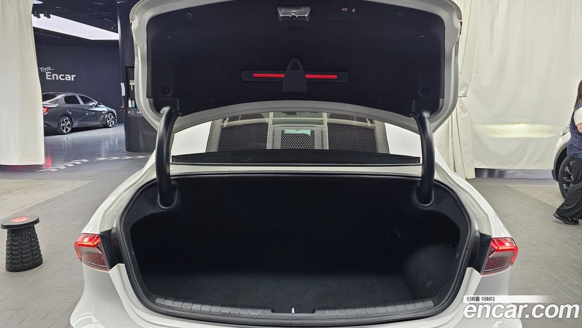 Hyundai Grandeur 2021