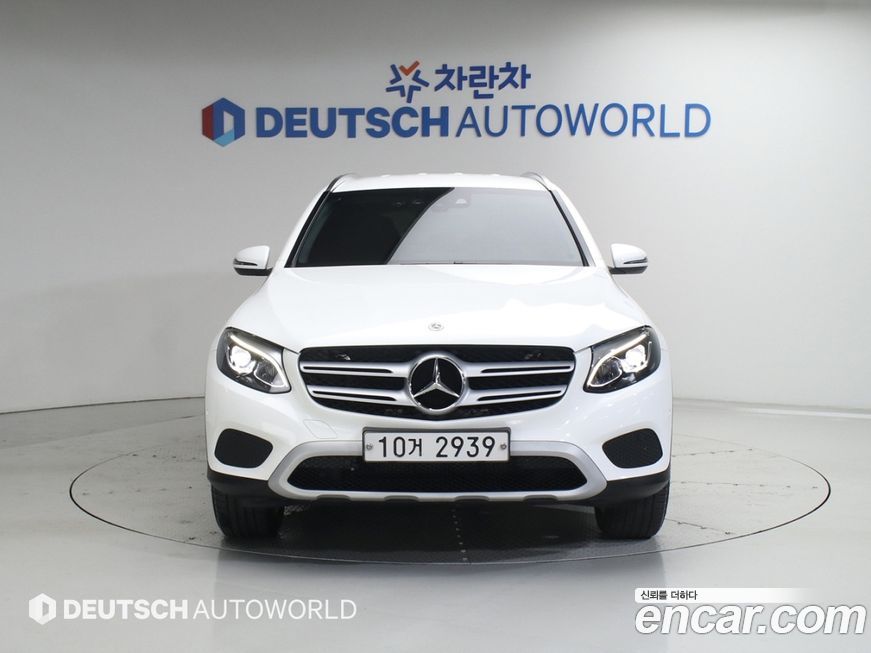 Mercedes-Benz GLC-Class 2019
