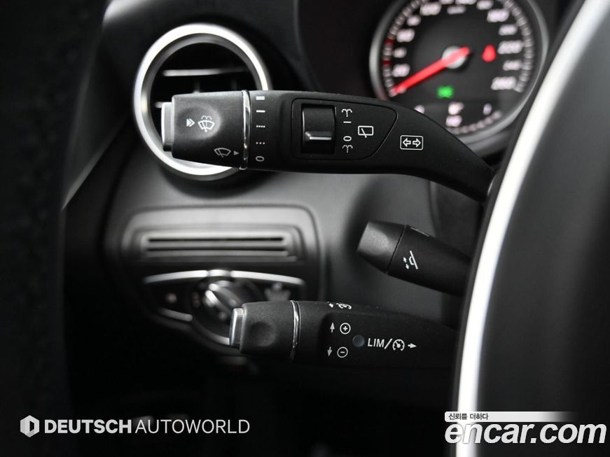 Mercedes-Benz GLC-Class 2019