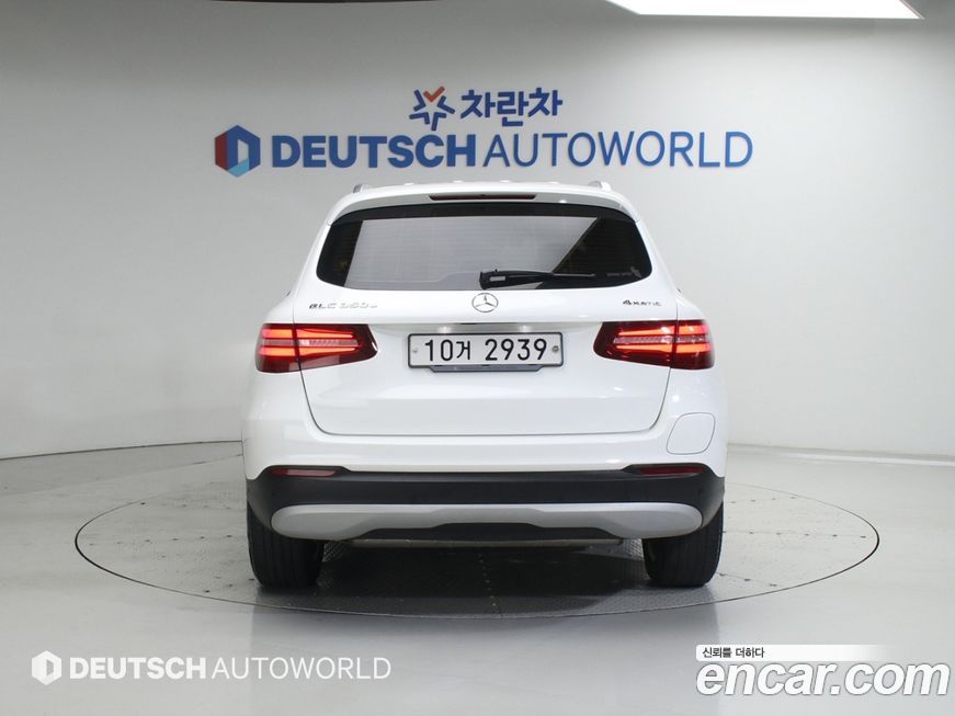 Mercedes-Benz GLC-Class 2019
