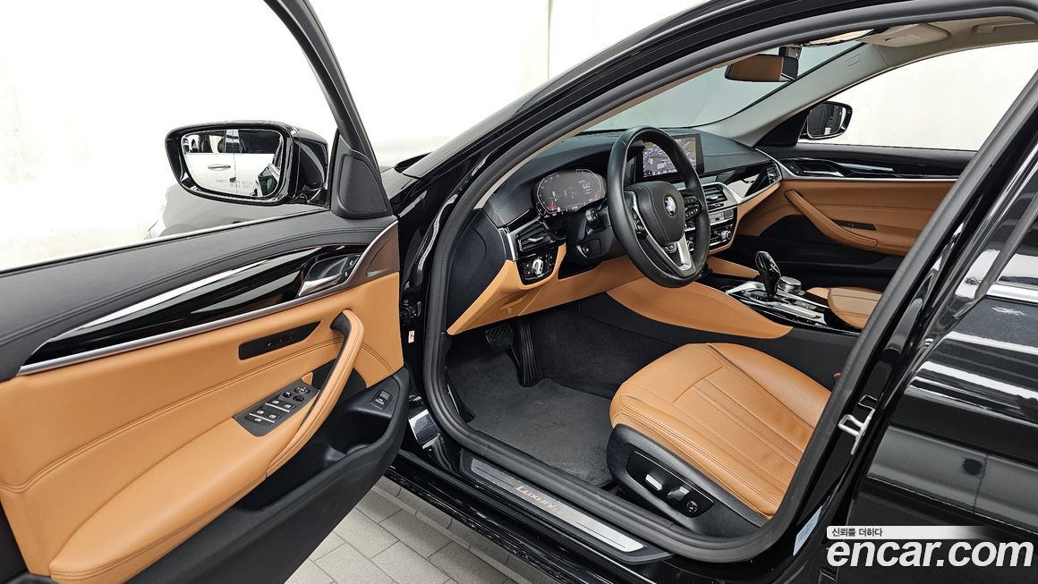 BMW 5-Series 2020