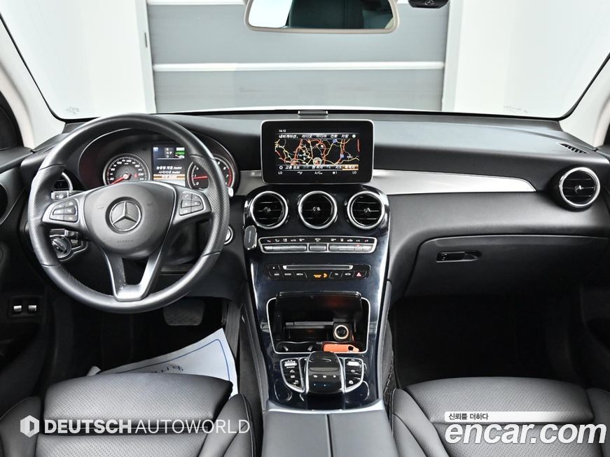 Mercedes-Benz GLC-Class 2019