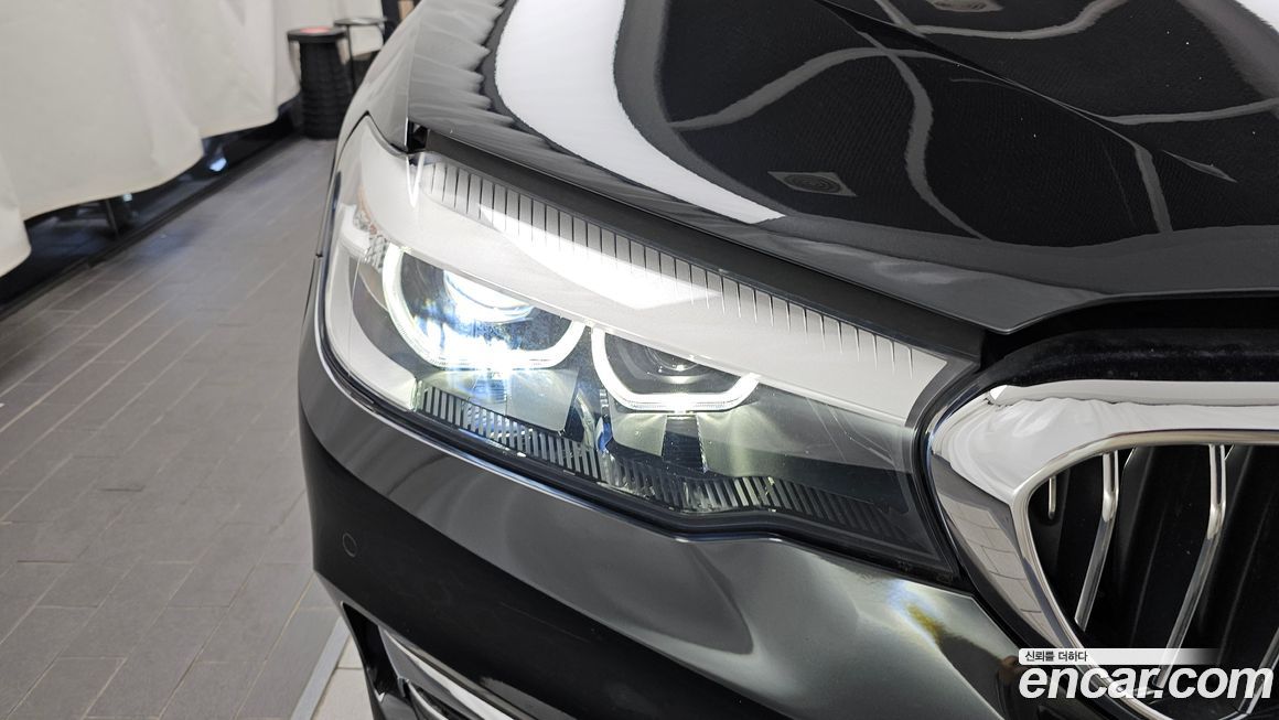 BMW 5-Series 2020
