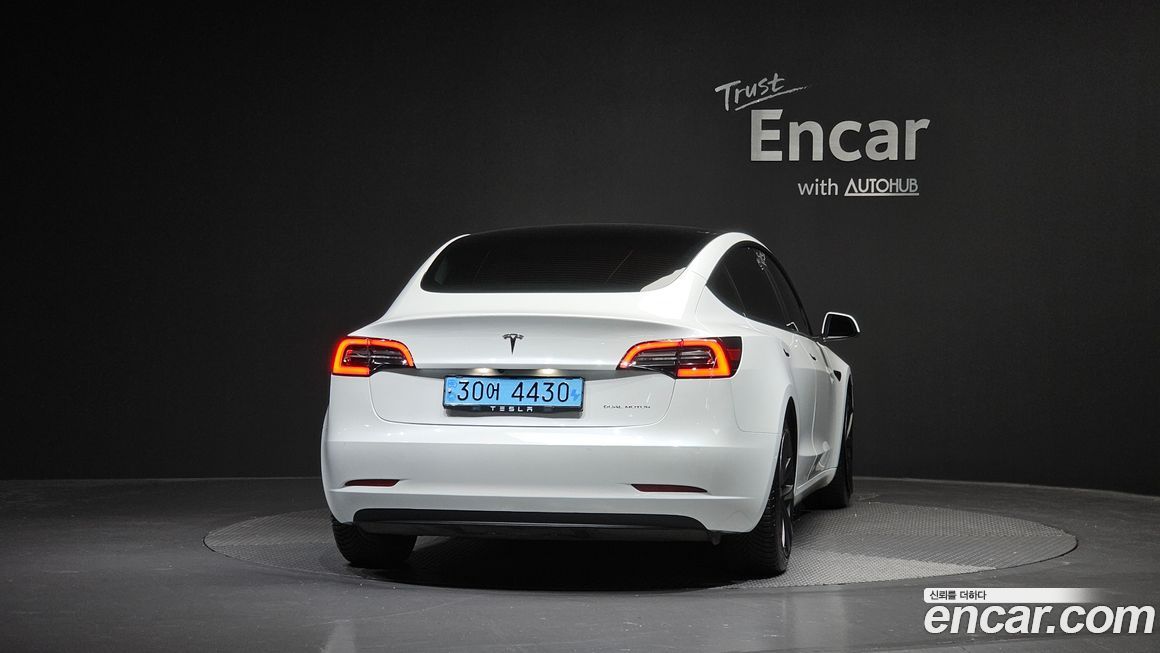 Tesla Model 3 2021