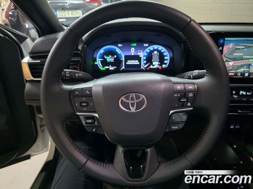 Toyota Camry 2025