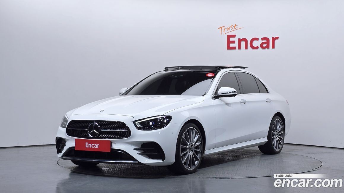 Mercedes-Benz E-Class 2022