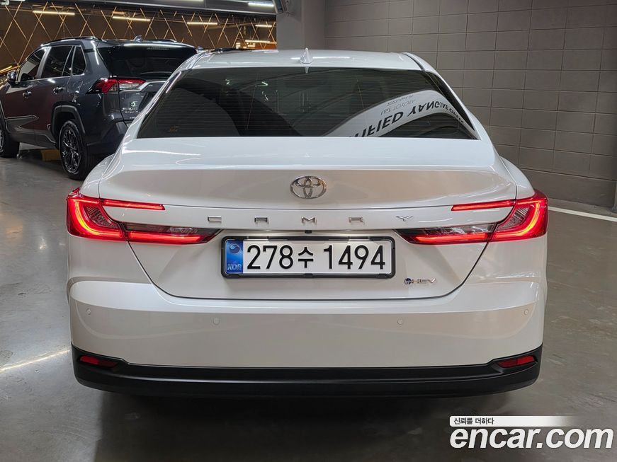 Toyota Camry 2025