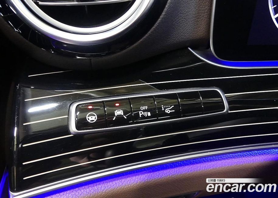 Mercedes-Benz E-Class 2019